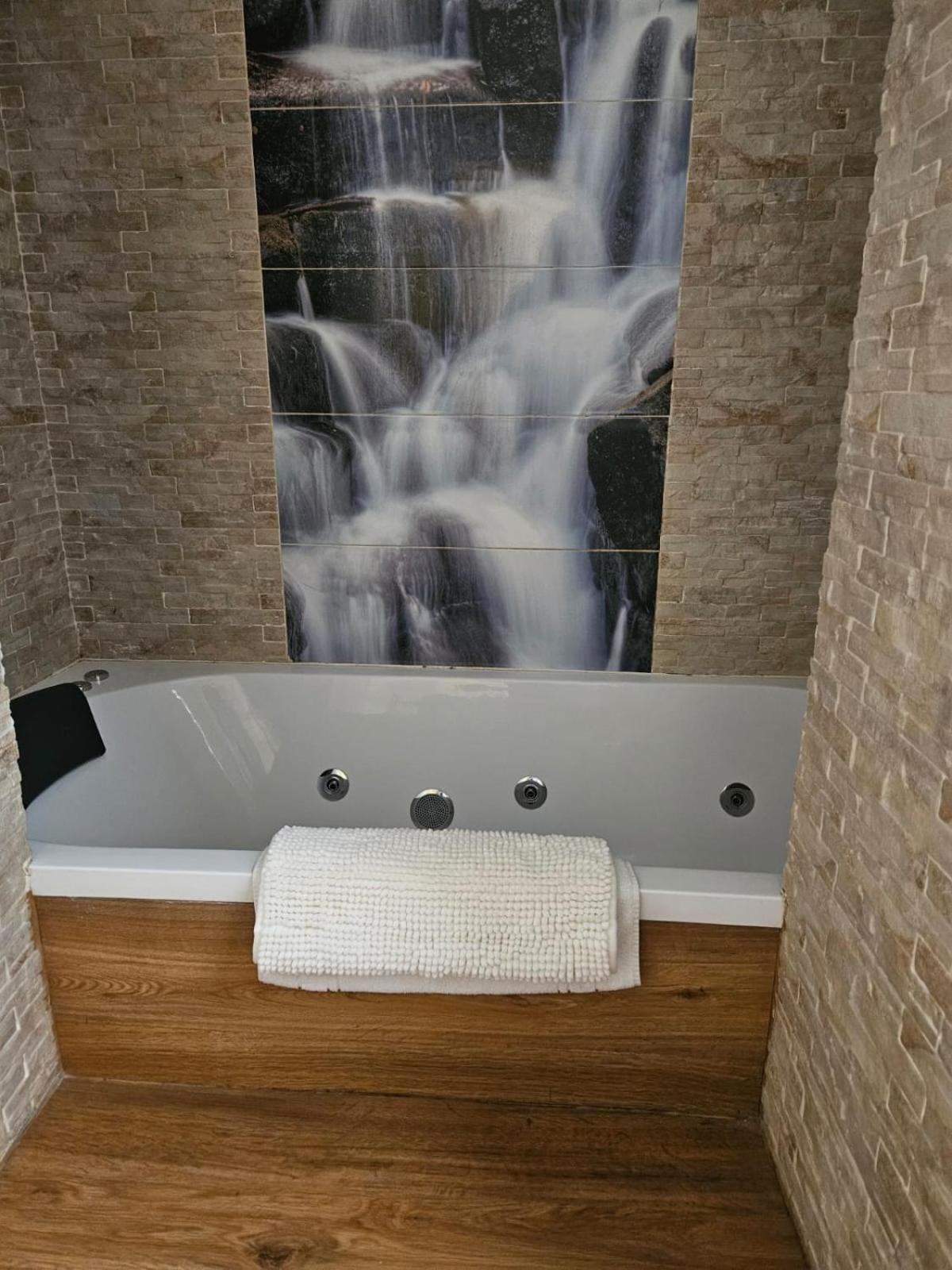 Family Luxury Argote Daire Sevilla Dış mekan fotoğraf